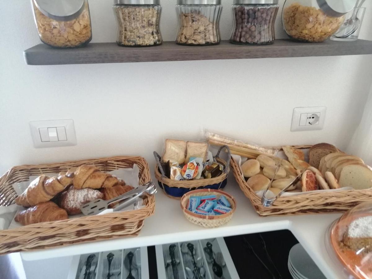 Maison Kaina Olbia Bagian luar foto